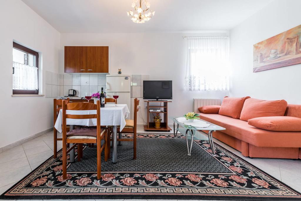 Apartments Silvi Podstrana Exterior photo